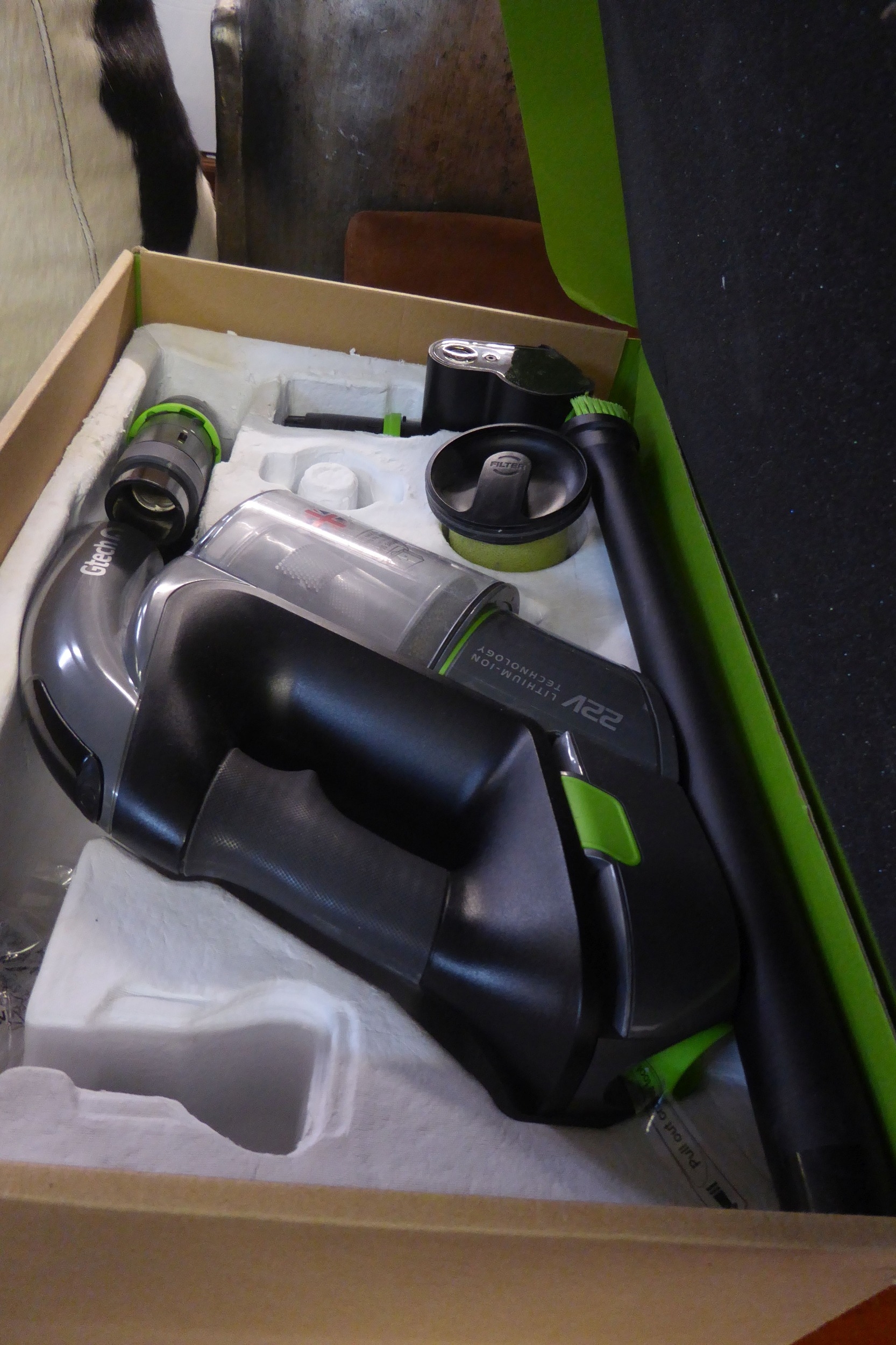 A G-TECH HAND HELD VACUUM CLEANER