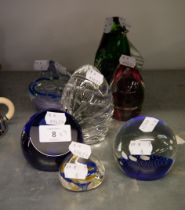 FOUR CAITHNESS PAPERWEIGHTS, TWO WEDGWOOD PAPERWEIGHTS AND A ZAWIERCLE POLISH GLASS PAPERWEIGHT (7)
