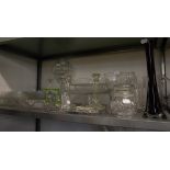 LEAD CRYSTAL AND GLASS - TO INCLUDE; TABLE LAMP; CAKESTAND, SALAD BOWL, PICKLE JAR, VARIOUS EWERS,