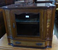 AN EDWARD VII MAHOGANY INLAID SMALL DISPLAY CABINET (POSSIBLY PART OF A LARGER DISPLAY CABINET)