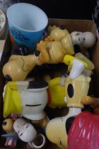 COLLECTION OF 16 SNOOPY CHARACTERS, VIZ 4 LARGE MODELS OF SNOOPY, 11 SMALLER AND A SNOOPY BEAKER (