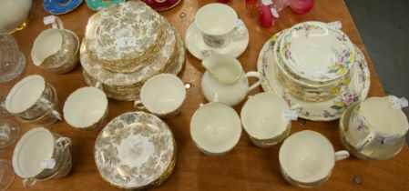 COLCLOUGH CHINA TEA SERVICE OF 35 PIECES, GILT FLORAL PATTERN, OLD ROYAL CHINA TEA SERVICE OF 21