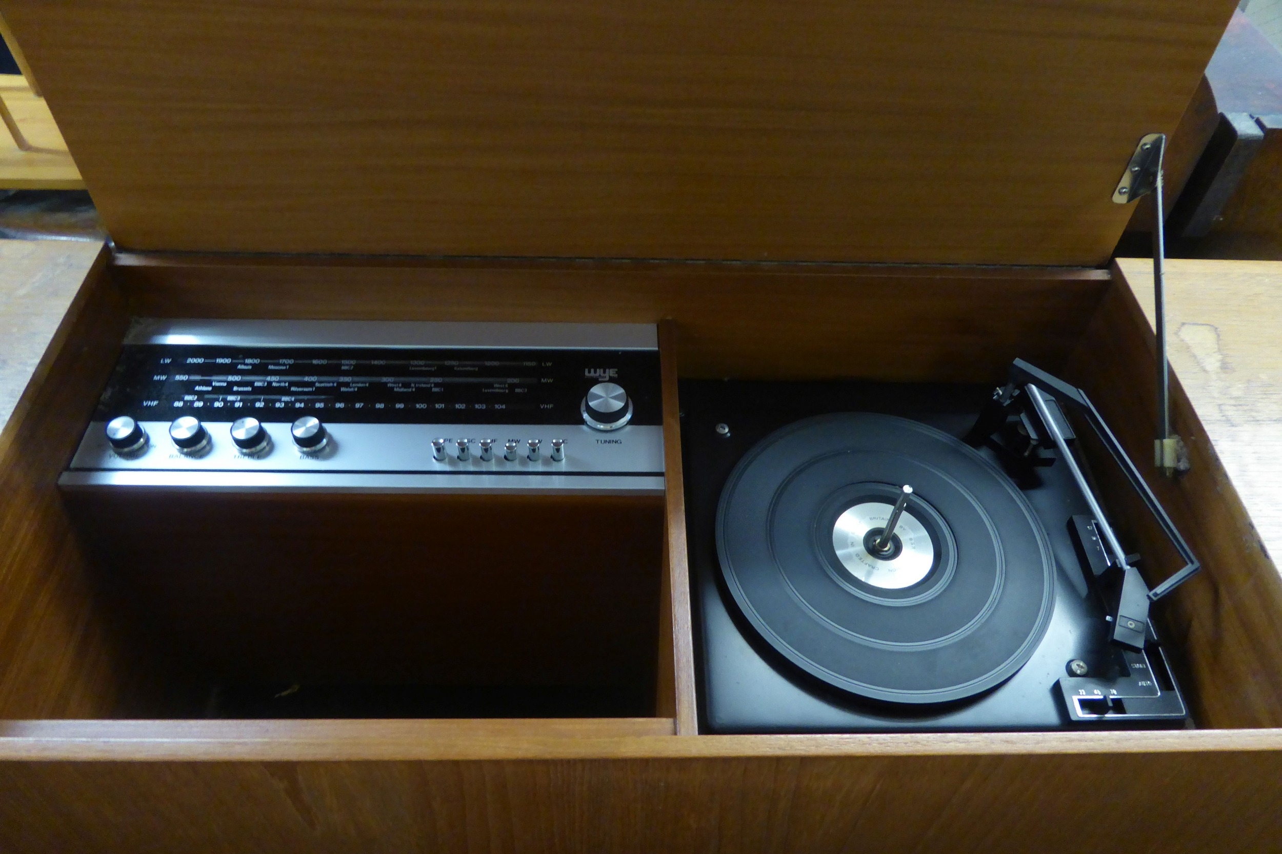 WYE TEAK 1960'S STEREO RADIOGRAM, BACK LEG (A.F.) - Image 2 of 2