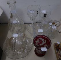 GLASSWARES TO INCLUDE; CRANBERRY ETCHED VASE, DECANTER AND STOPPER, PAIR OF ROCKINGHAM CRYSTAL