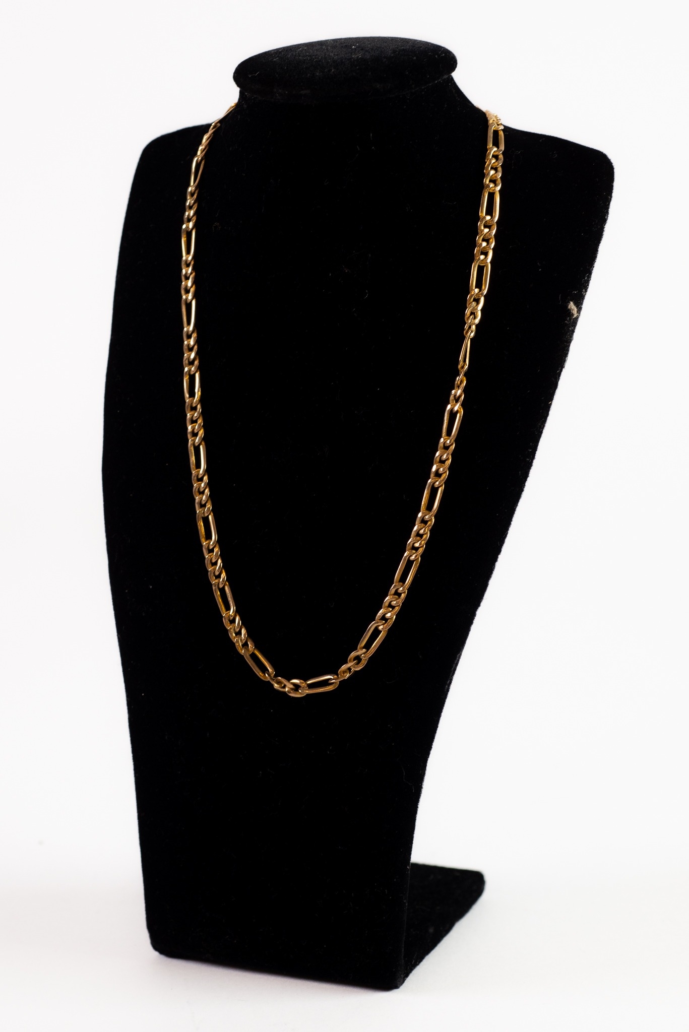 9ct GOLD FLATTENED LINK NECKLACE, 6 gms