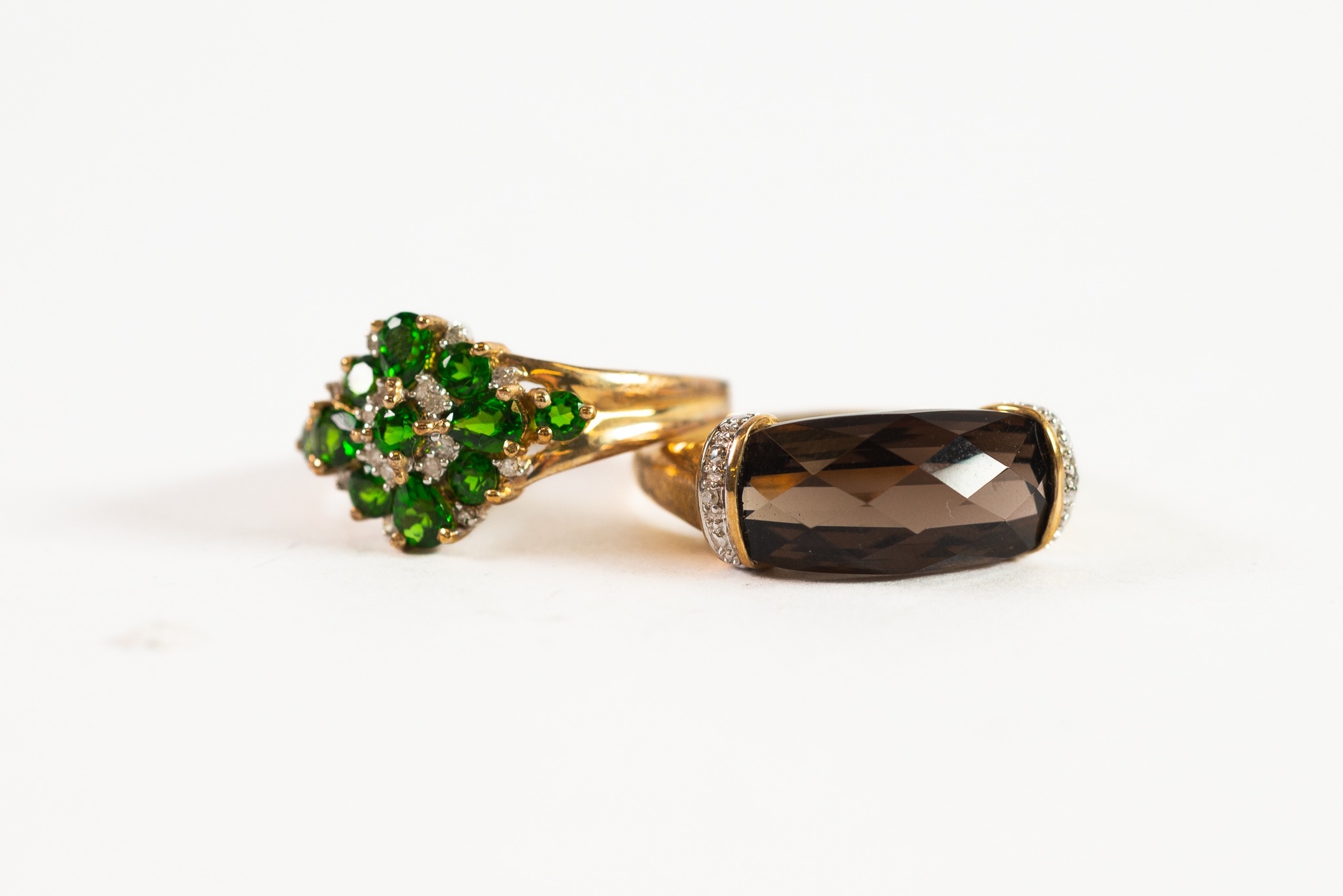 9ct GOLD DIAMOND SHAPED CLUSTER RING set with Russian Diopside and diamonds; 9ct GOLD RING WITH