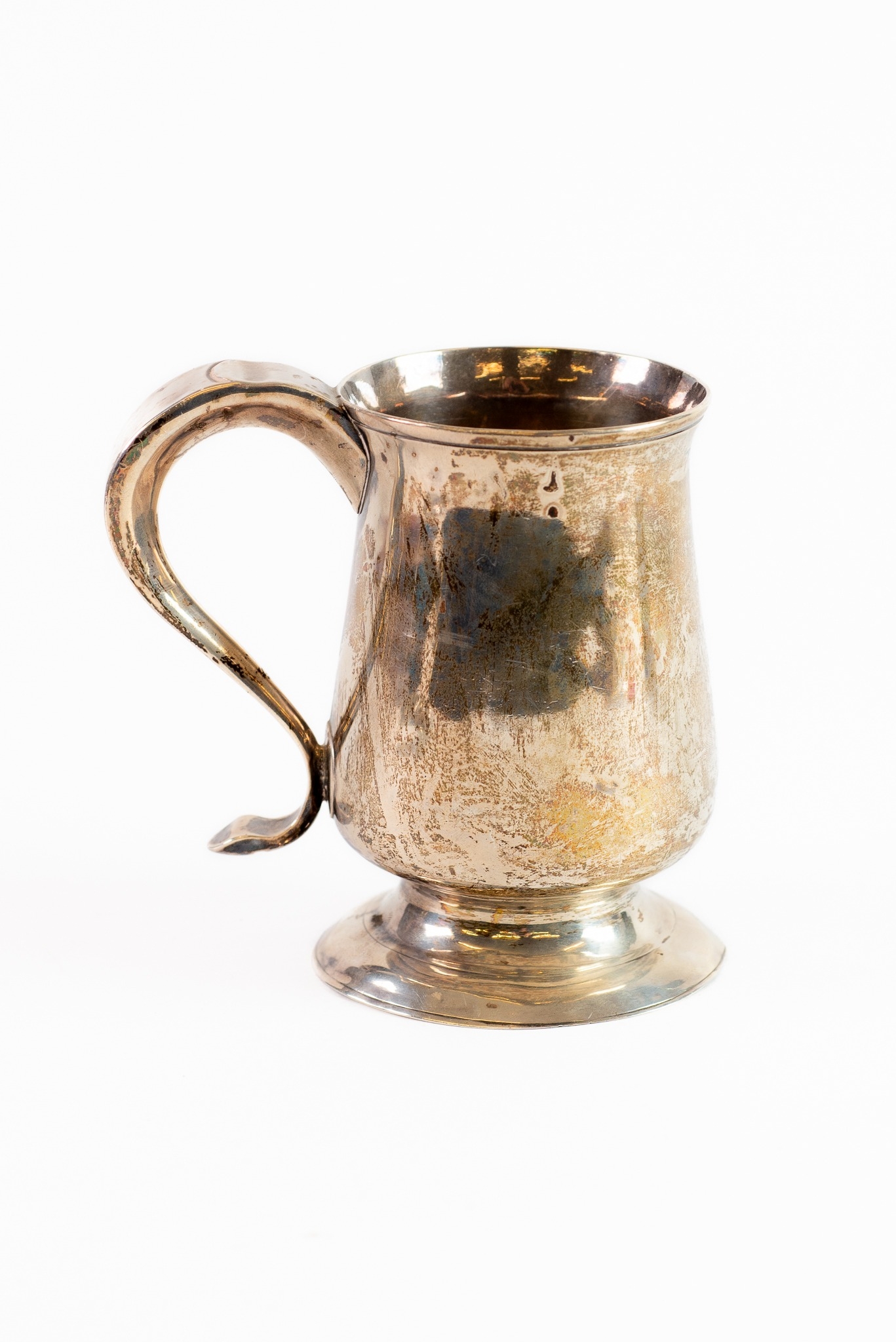 GEORGE II PLAIN SILVER PINT TANKARD BY JOHN LANGLANDS I & JOHN ROBERTSON I, of baluster form with