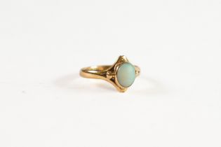 9ct GOLD RING, collet set with a cabochon oval opal, with fancy split shoulders, 1.9gms, ring size N