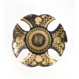 PIQUET WORK GOLD INLAID TORTOISESHELL BROOCH, of Maltese cross shape, 1 1/4in (3.2cm) wide, the