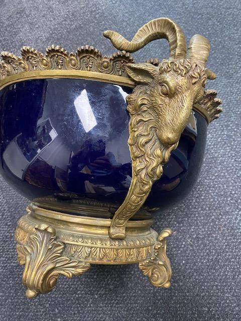 A French Louis XVI style ormolu mounted blue glass jardiniere - Image 3 of 4