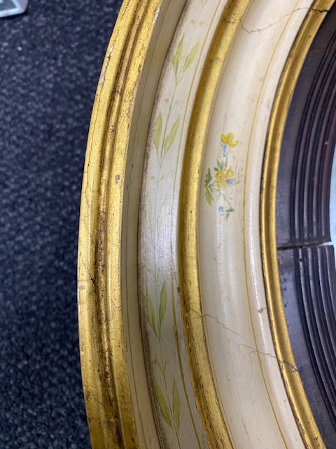 A Regency style cream and gilt decorated convex mirror - Image 2 of 3