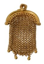 A French gold mesh chain coin purse c.1900