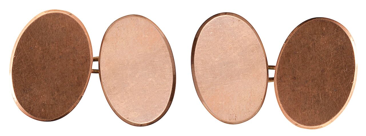 A pair of early 20th century 9ct gold oval cufflinks - Image 2 of 2