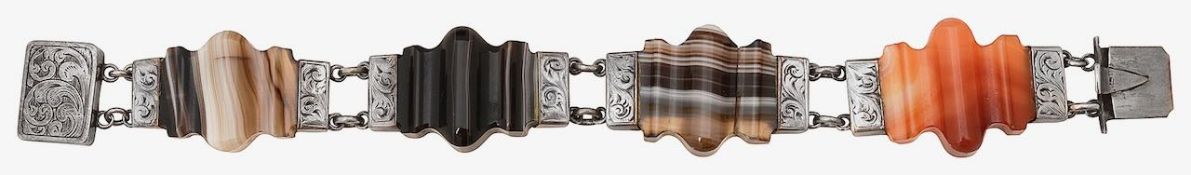 A Scottish agate panel bracelet