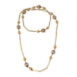 A 14ct gold stylish two tone necklace