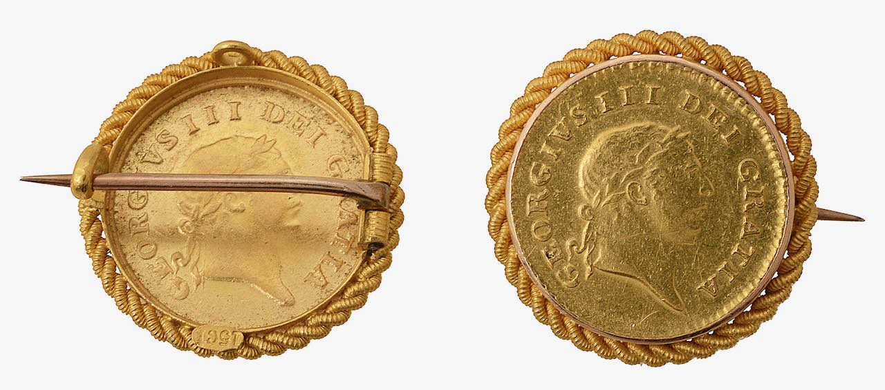 Two George III Third-Guinea brooches - Image 3 of 3