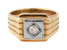 An 18ct Art Deco signet ring with inset diamond