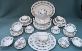Parcel of Tuscan Rondelay tea/dinnerware, Approx. 50 pieces All in used condition, unchecked