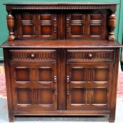 20th century linenfold fronted oak court cupboard. Approx. 127 x 118 x 45cms reasonable used minor