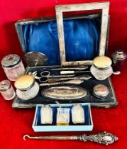 PART SILVER MANICURE SET, SILVER FRAME AND MISCELLANEOUS SILVER AND PLATED ITEMS