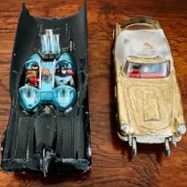 CORGI BAT MOBILE, JAMES BOND DB5 WITH FIGURES, ETC.