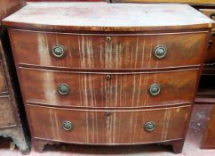 Victorian mahogany bow fronted chest of three drawers. Approx. 92cm H x 104cm W x 52.5cm D