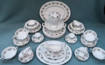 Parcel of Tuscan Rondelay tea/dinnerware, Approx. 50 pieces All in used condition, unchecked