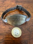 BRASS AND LEATHER ARMBAND FOR CAPTAIN VS GOODYER 280BDE RFA RA