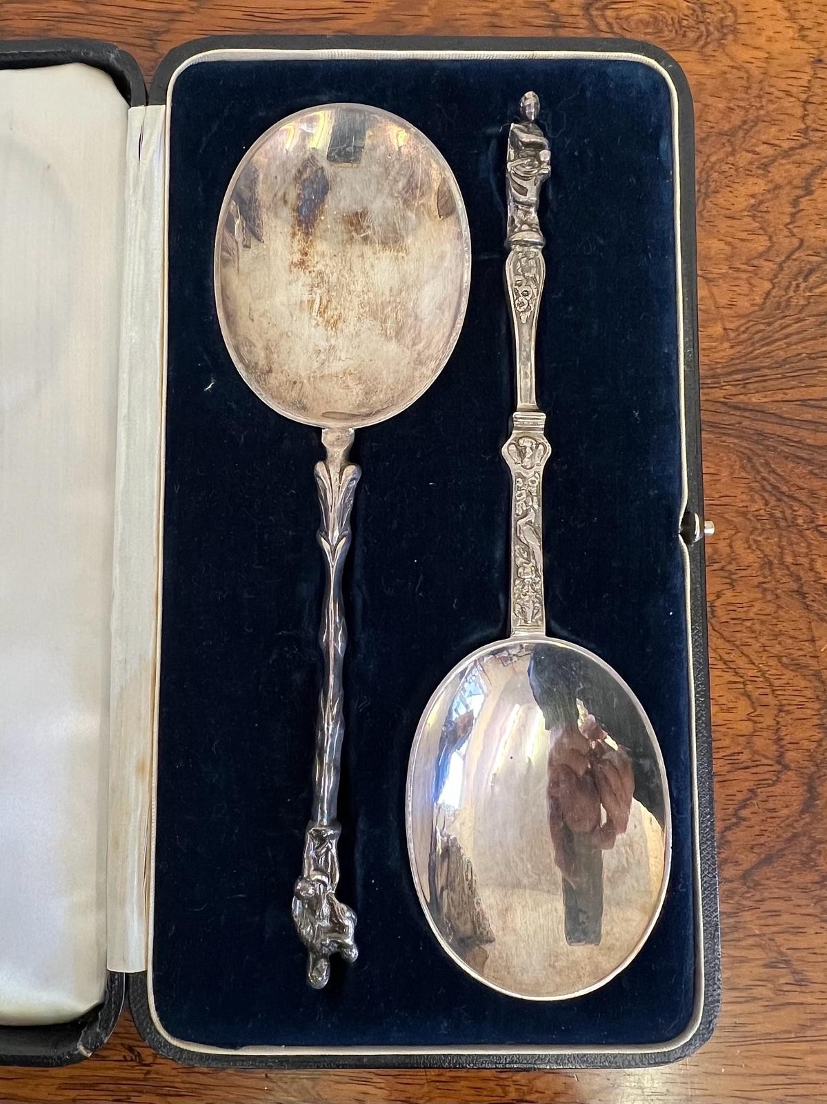 PAIR OF SILVER APOSTLE ANOINTING SPOONS, APPROX WEIGHT 140g - Image 3 of 3