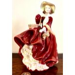 ROYAL DOULTON FIGURE TOP O' THE HILL HN1834, APPROX 23cm