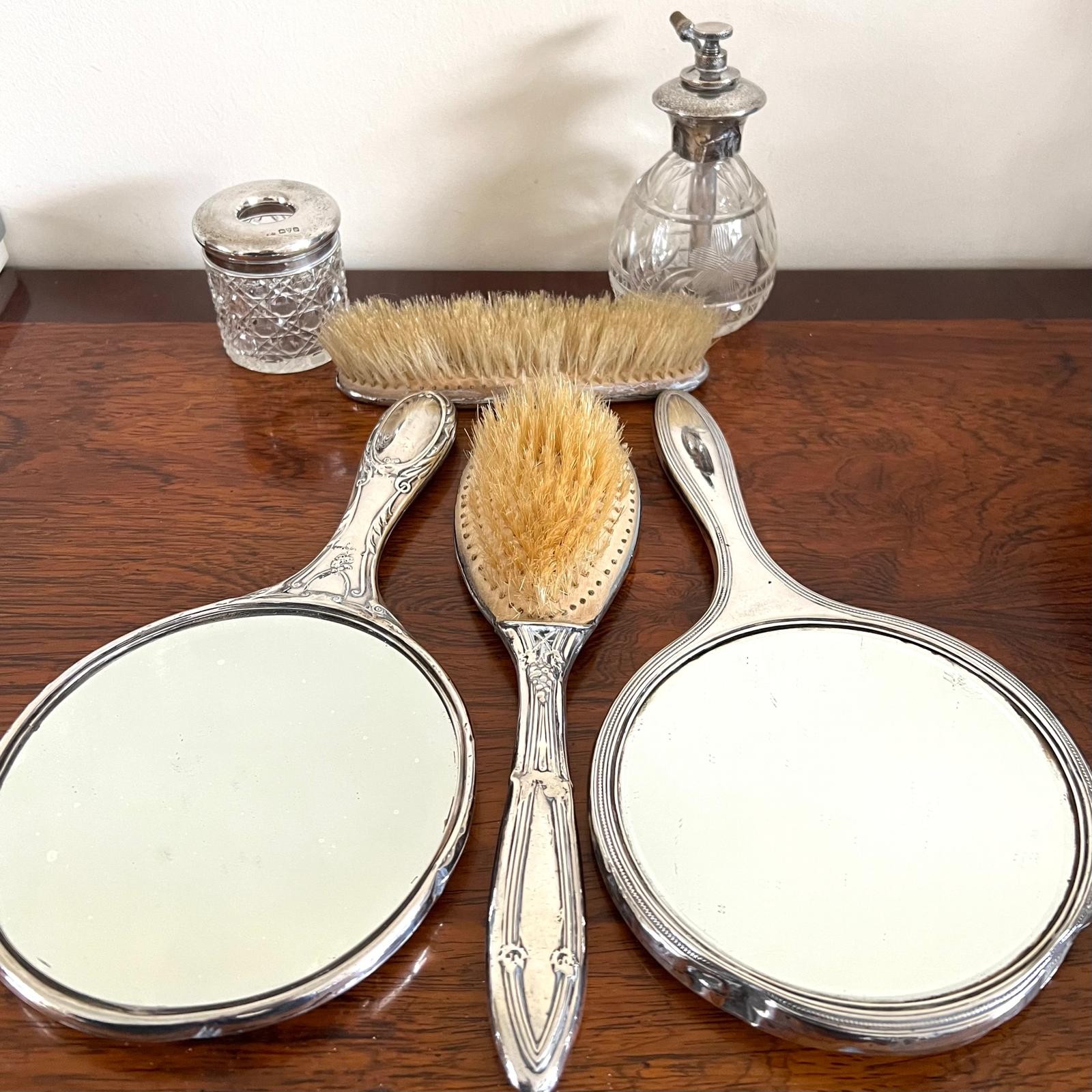 TWO SILVER BACK MIRRORS, PLUS TWO SILVER BACK HAIR BRUSHES, CHESTER, 1920, OTHER DATES AND MARKS - Image 2 of 3