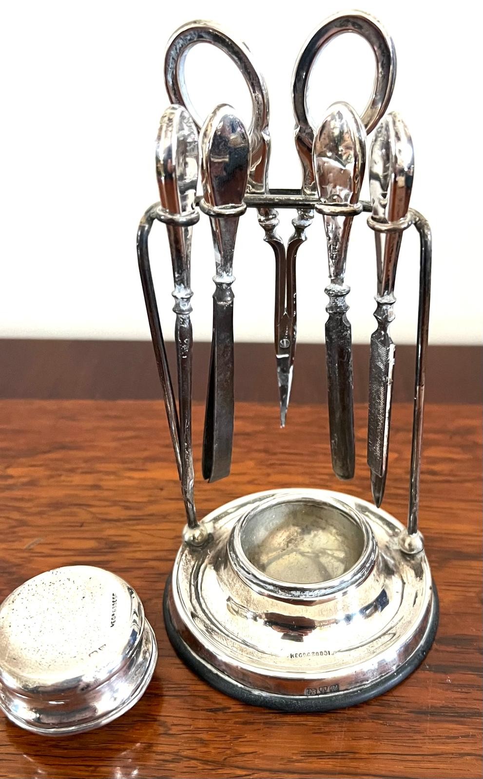 SILVER MANICURE SET, CHESTER HALLMARK, 1920, SIX PIECE UPON CIRCULAR STAND - Image 3 of 4