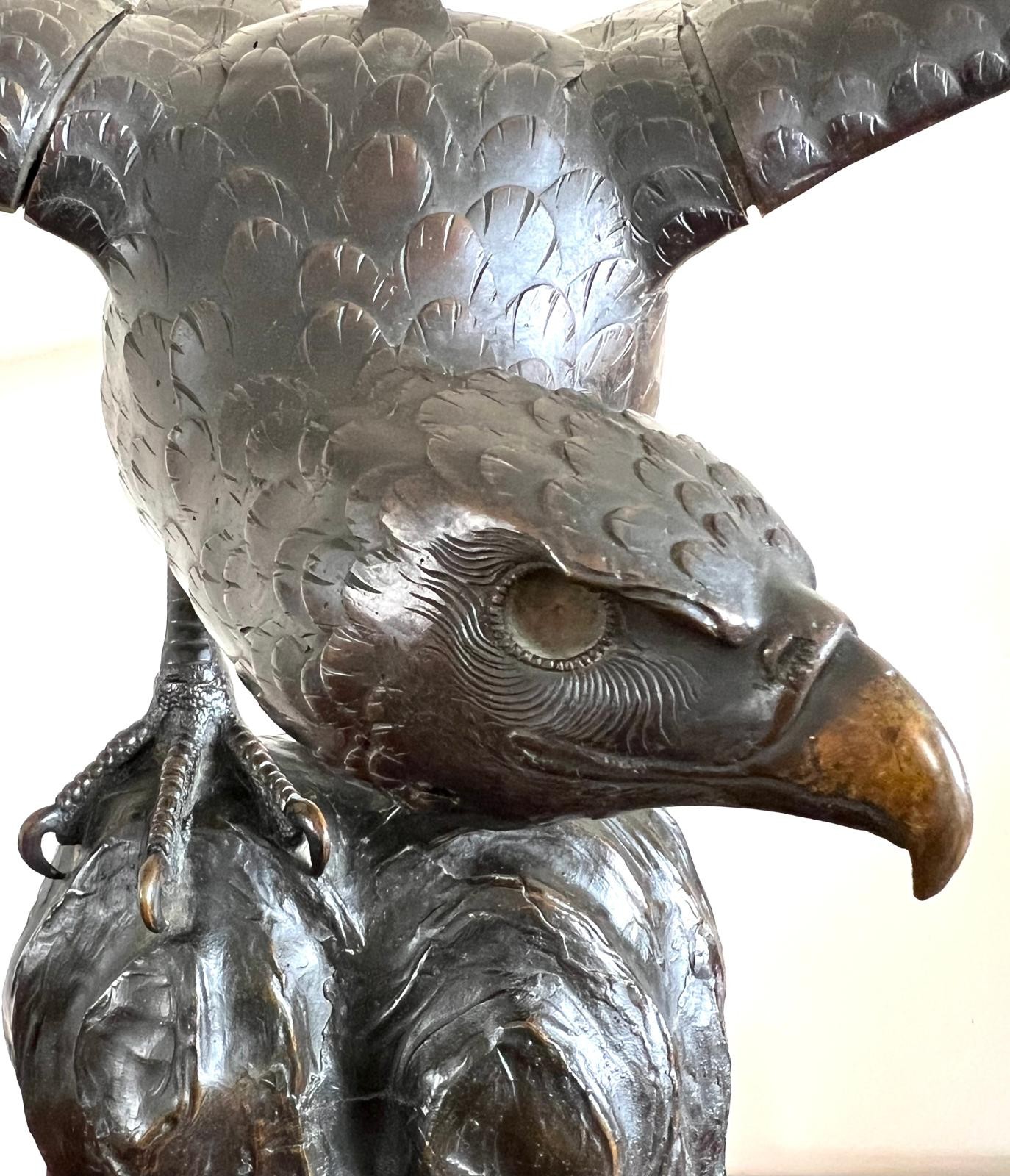 19TH CENTURY IMPRESSIVE JAPANESE BRONZE EAGLE CENSER ON BRONZE ROCKS AMIDST STYLISTIC BREAKING WAVE - Image 5 of 11