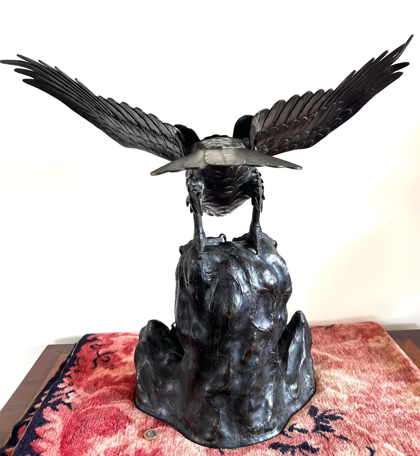 19TH CENTURY IMPRESSIVE JAPANESE BRONZE EAGLE CENSER ON BRONZE ROCKS AMIDST STYLISTIC BREAKING WAVE - Image 2 of 11