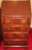 20th century mahogany fall front writing bureau. Approx. 99cm H x 51cm W x 43cm D