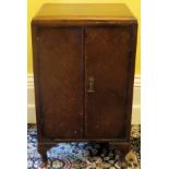 Small Art Deco oak two door side cabinet. Approx. 77cm H x 47cm W x 39cm D