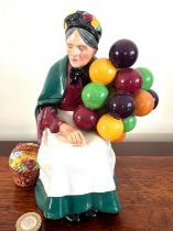 ROYAL DOULTON FIGURE- THE OLD BALLOON SELLER HN1315, APPROX 19cm HIGH