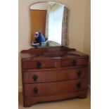 Art Deco style oak dressing table. Approx. 150 x 99 x 57cms reasonable used condition scuffs and