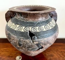 ANNA MARIA MAGSON POTTERY ARCHAIC FORM VASE, APPROX 27cm HIGH AND 21cm WIDE