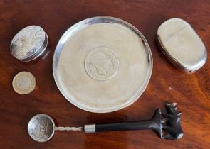 SILVER COLOURED PIN TRAY AND SPOON, PILL BOX AND VESTA CASE VESTA CASE AT FAULT