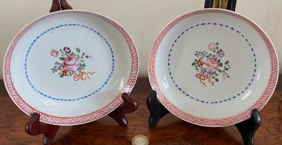 PAIR OF SAUCERS, PROBABLY LOWESTOFT, DIAMETERS APPROX 15.25cm AND 15.5cm