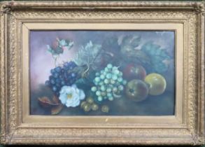 Gilt framed still life oil painting Murray Pickles. Approx. 29 x 49cm Used condition