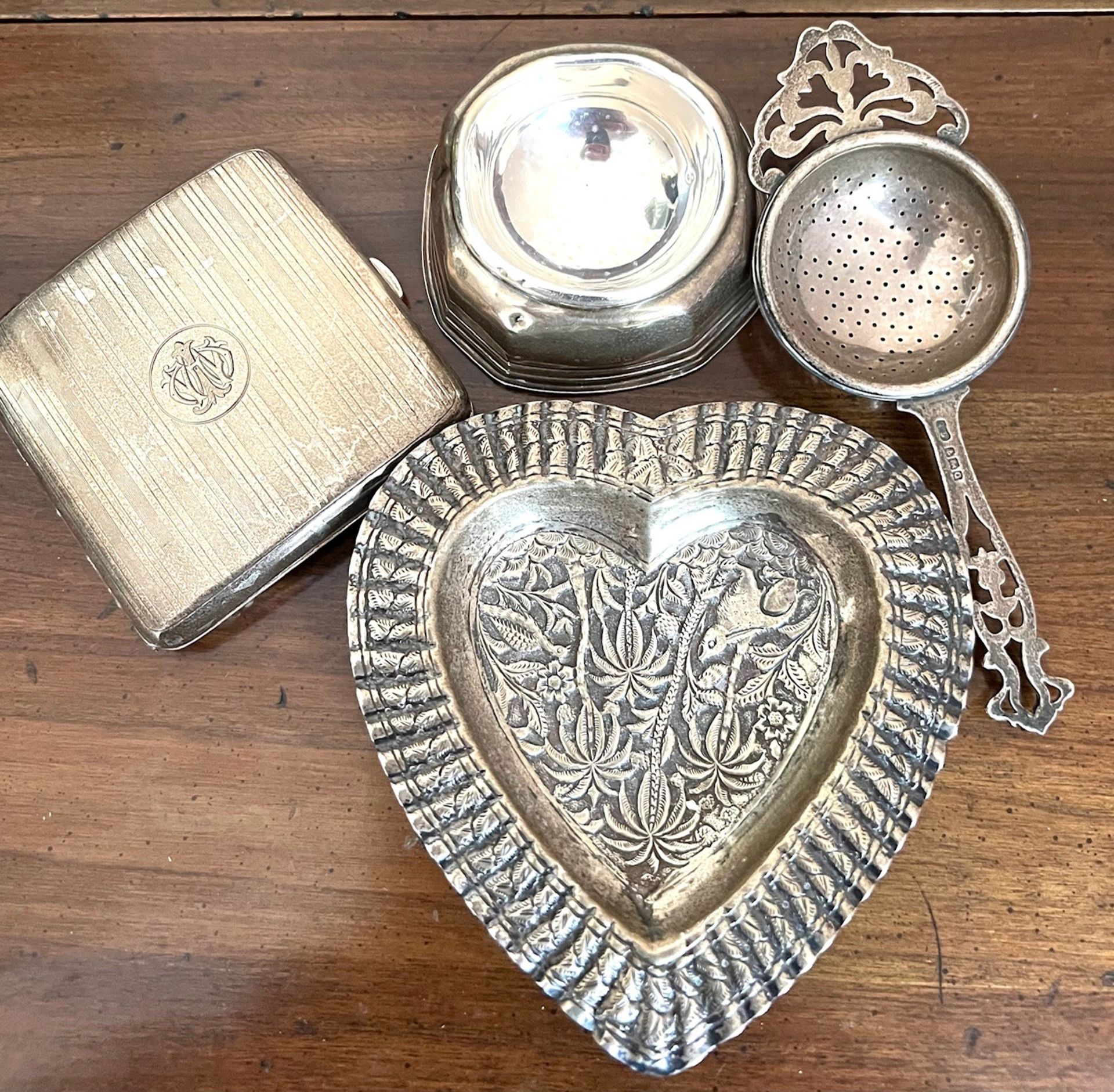 INDIAN WHITE METAL HEART SHAPE TRAY, SILVER TEA STRAINER, CONVEX CIGARETTE CASE, TOTAL WEIGHT APPROX
