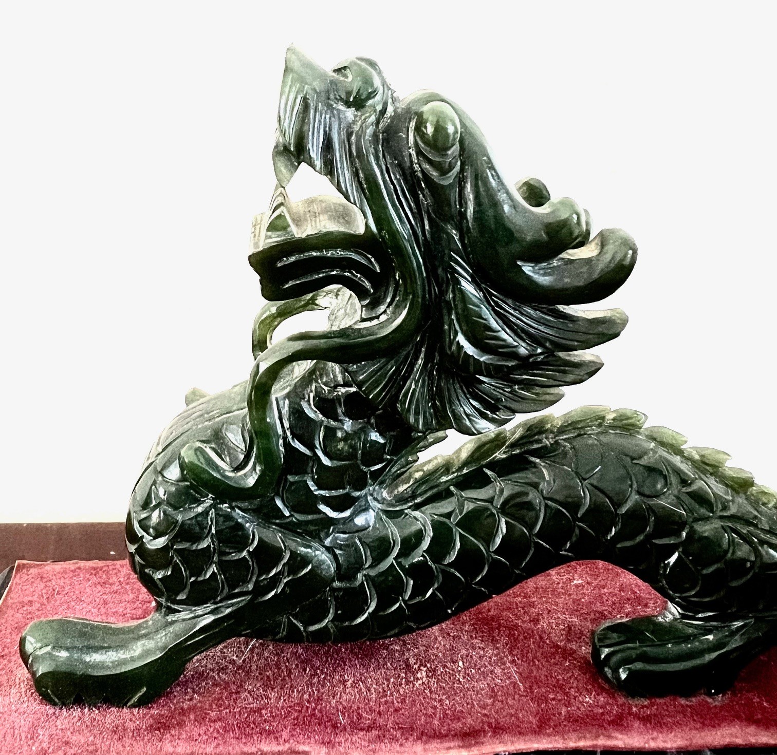 TWO JADEITE FIGURES- SAGE AND DRAGON, SAGE AND STAND APPROX 20cm, DRAGON APPROX 18cm - Image 2 of 3