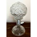 CUT GLASS AND GLOBE SHADE TABLE LAMP, APPROX 34cm HIGH