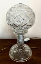 CUT GLASS AND GLOBE SHADE TABLE LAMP, APPROX 34cm HIGH