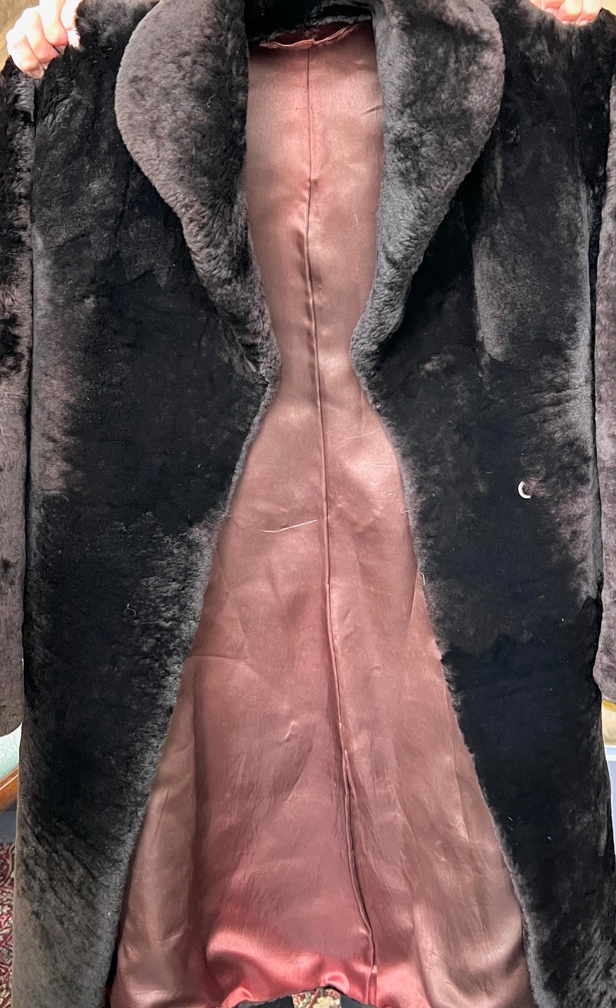 BROWN MUSQUASH FUR COAT - Image 2 of 2