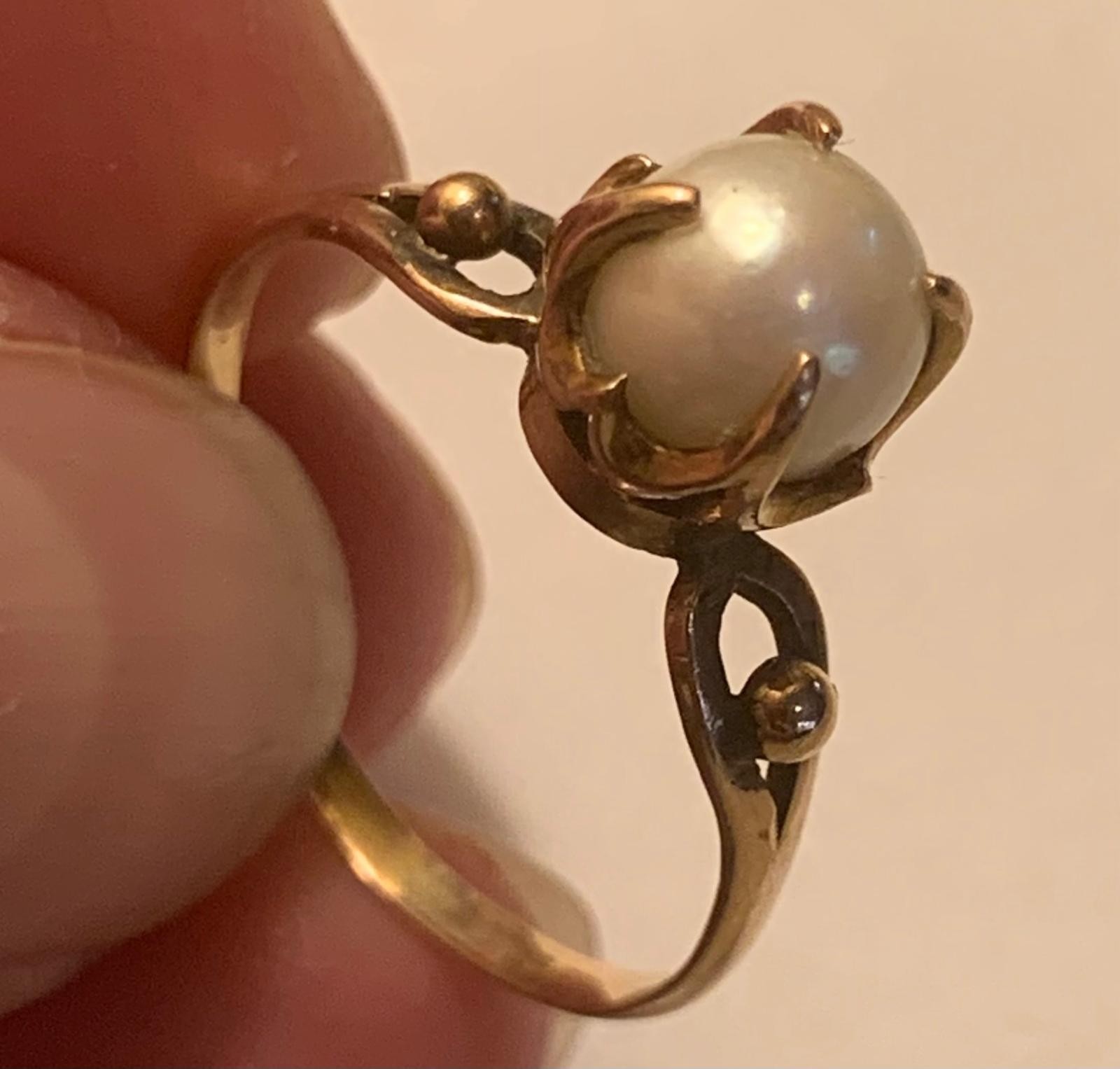 18ct GOLD RING SET WITH NATURAL PEARL, HAS BEEN RESIZED, SIZE Q, TOTAL WEIGHT APPROX 2.29g - Image 2 of 5