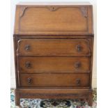 Early 20th century oak writing bureau. Approx. 100cm H x 74cm W x 43cm D Used condition, scuffs