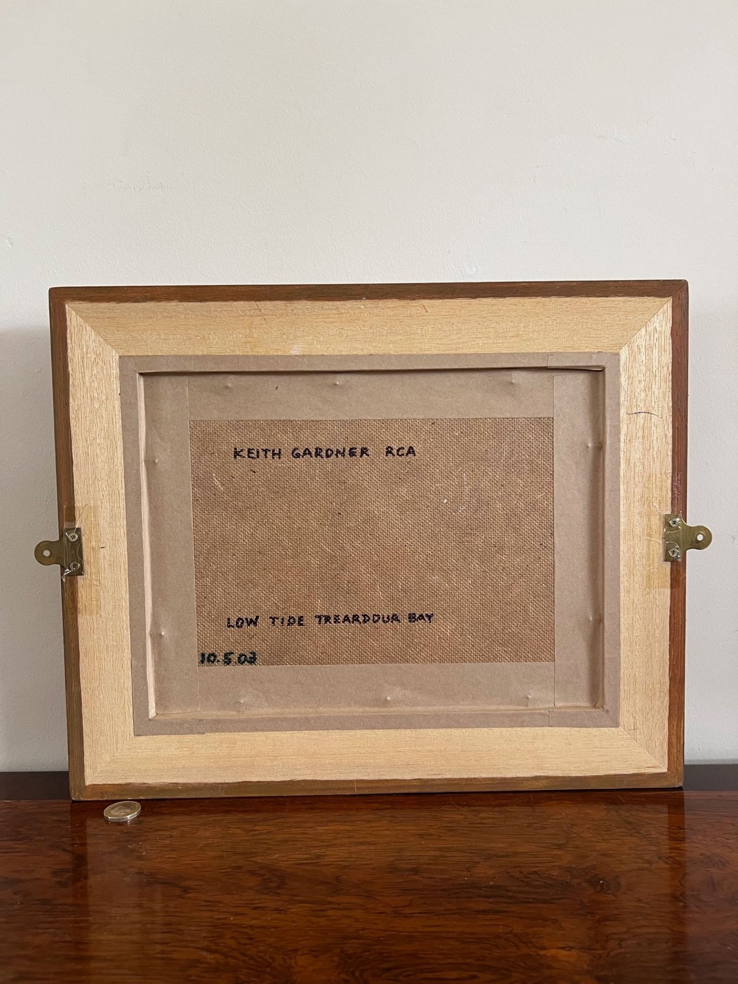 KEITH GARDNER RCA, OIL ON BOARD, 'LOW TIDE TREARDDUR BAY', APPROX 22 x 29cm - Image 2 of 2